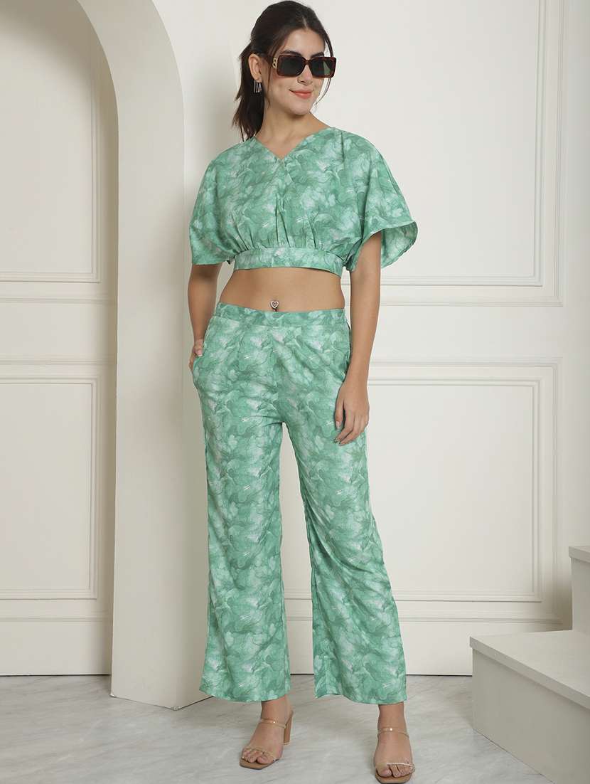 women floral print top and trouser co-ord set