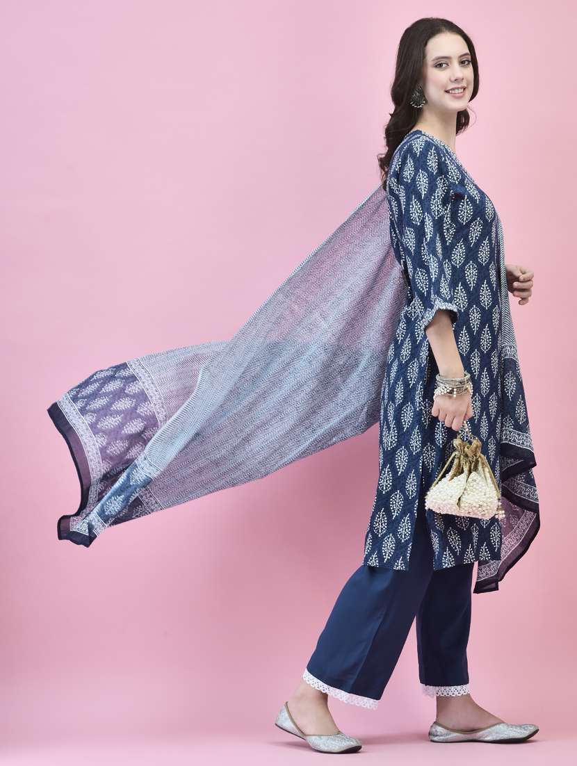 women three quarter sleeve kurta pant with dupatta set - 21353690 -  Standard Image - 2