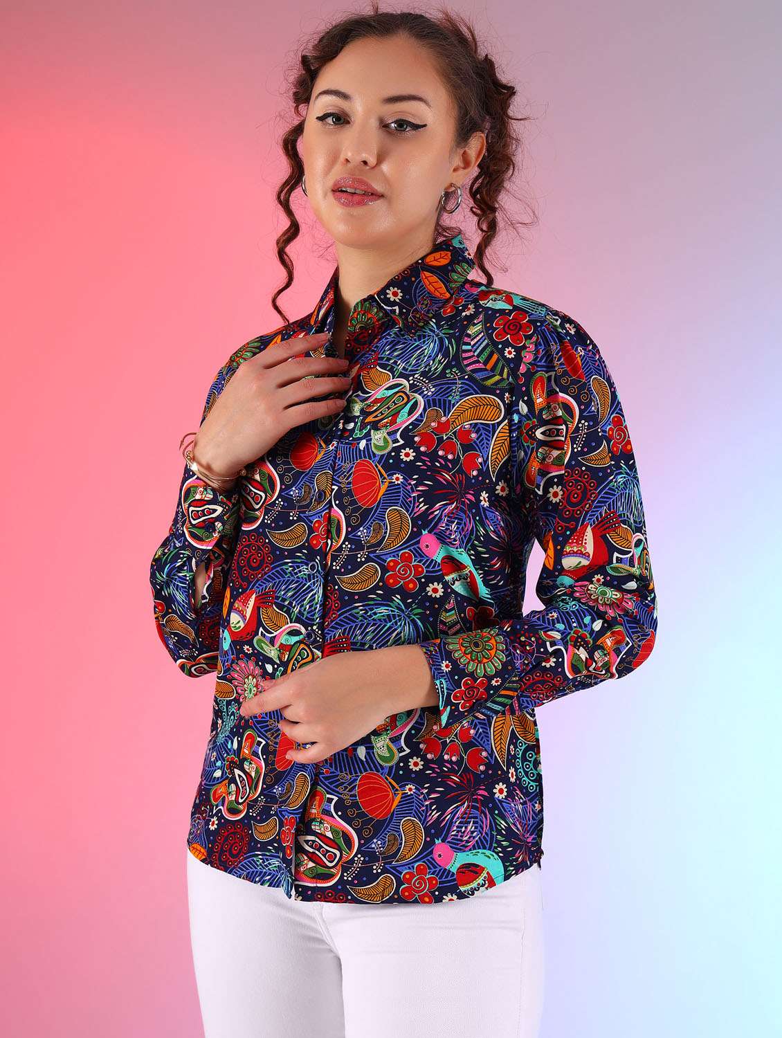 women printed collared puff sleeves shirt