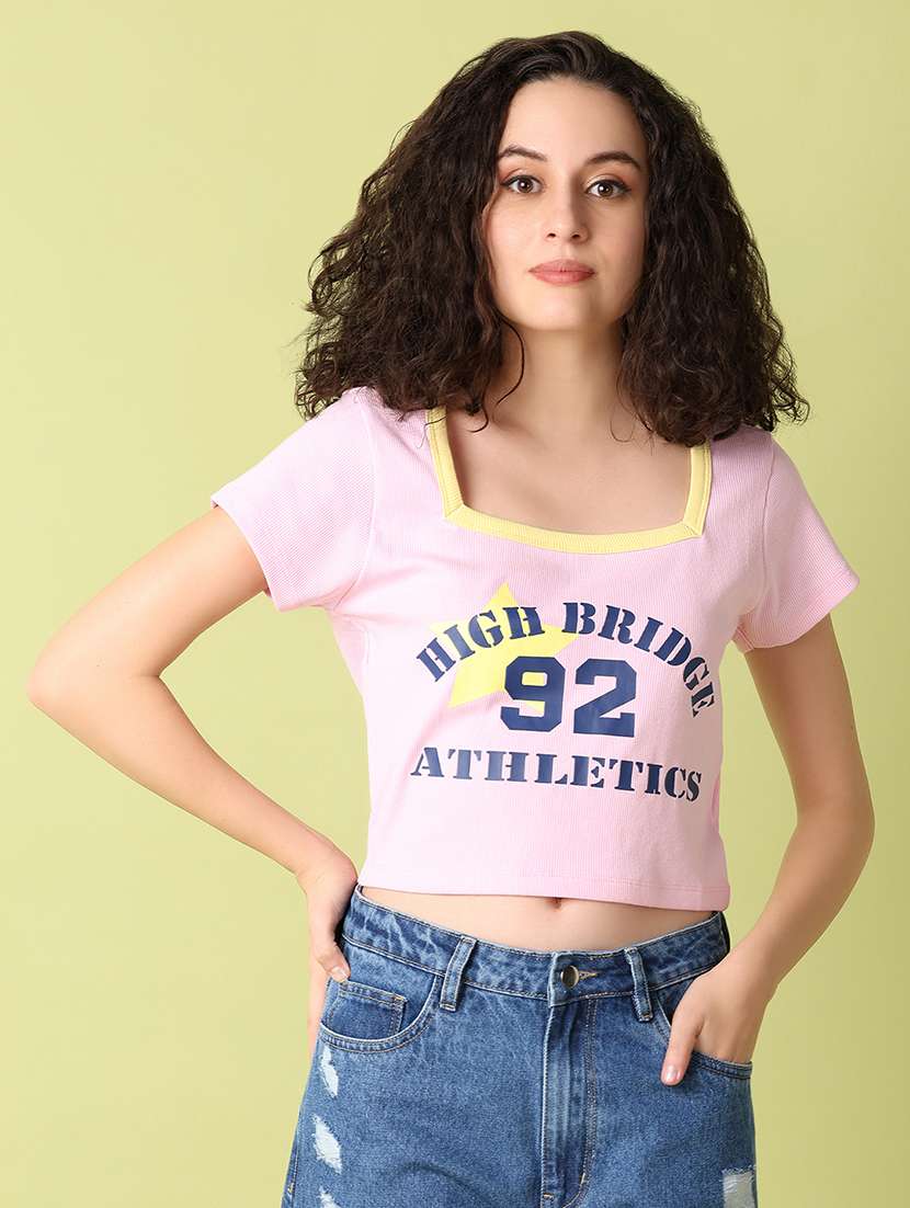 women pink typography print crop t-shirt