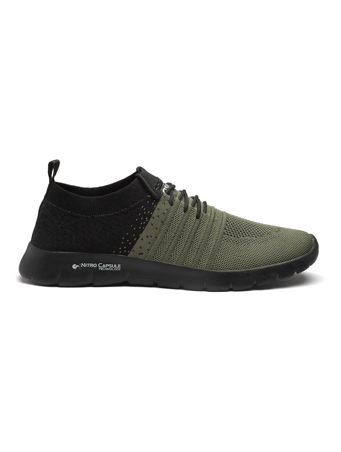 men lace up sport shoes - 21365040 - Standard Image - 2