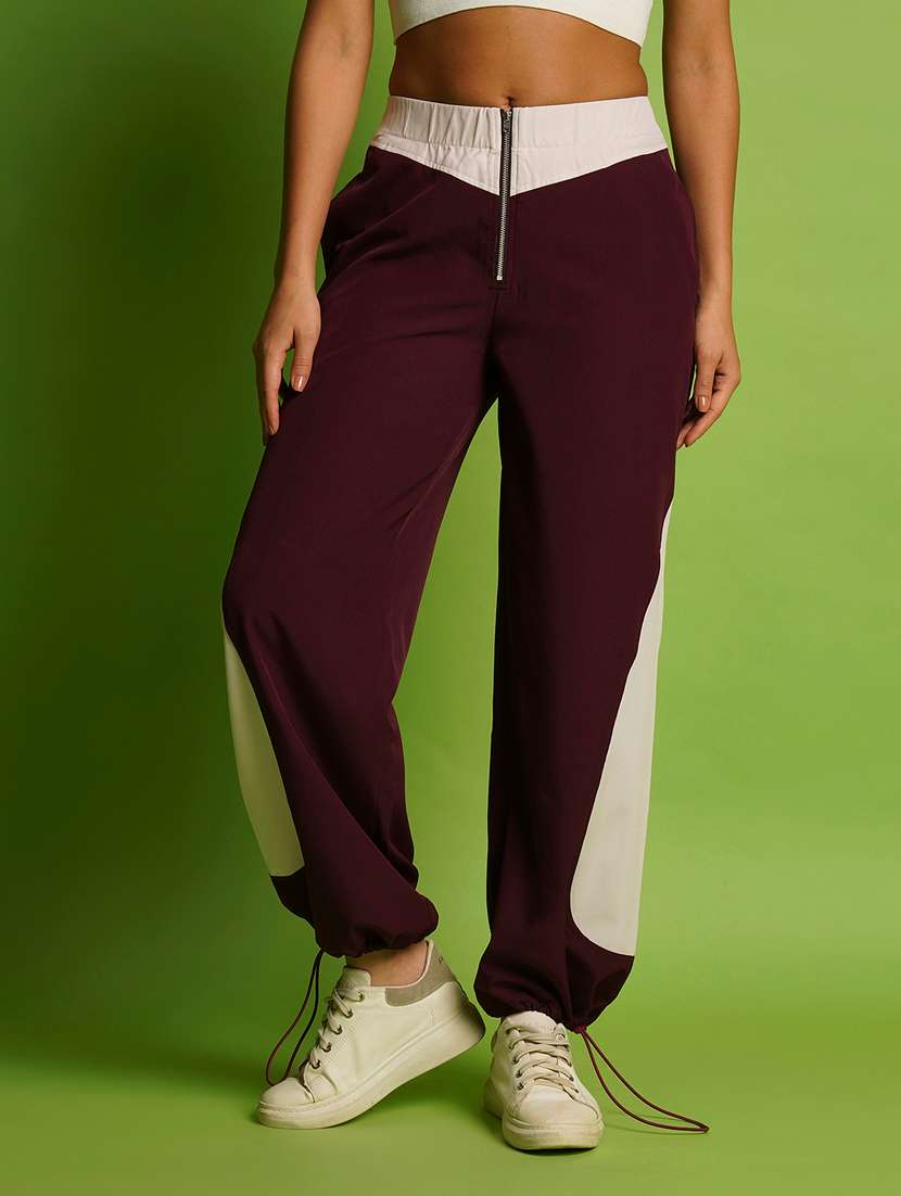 globus women maroon & white mid rise loose fit zipper waist toggle hem joggers