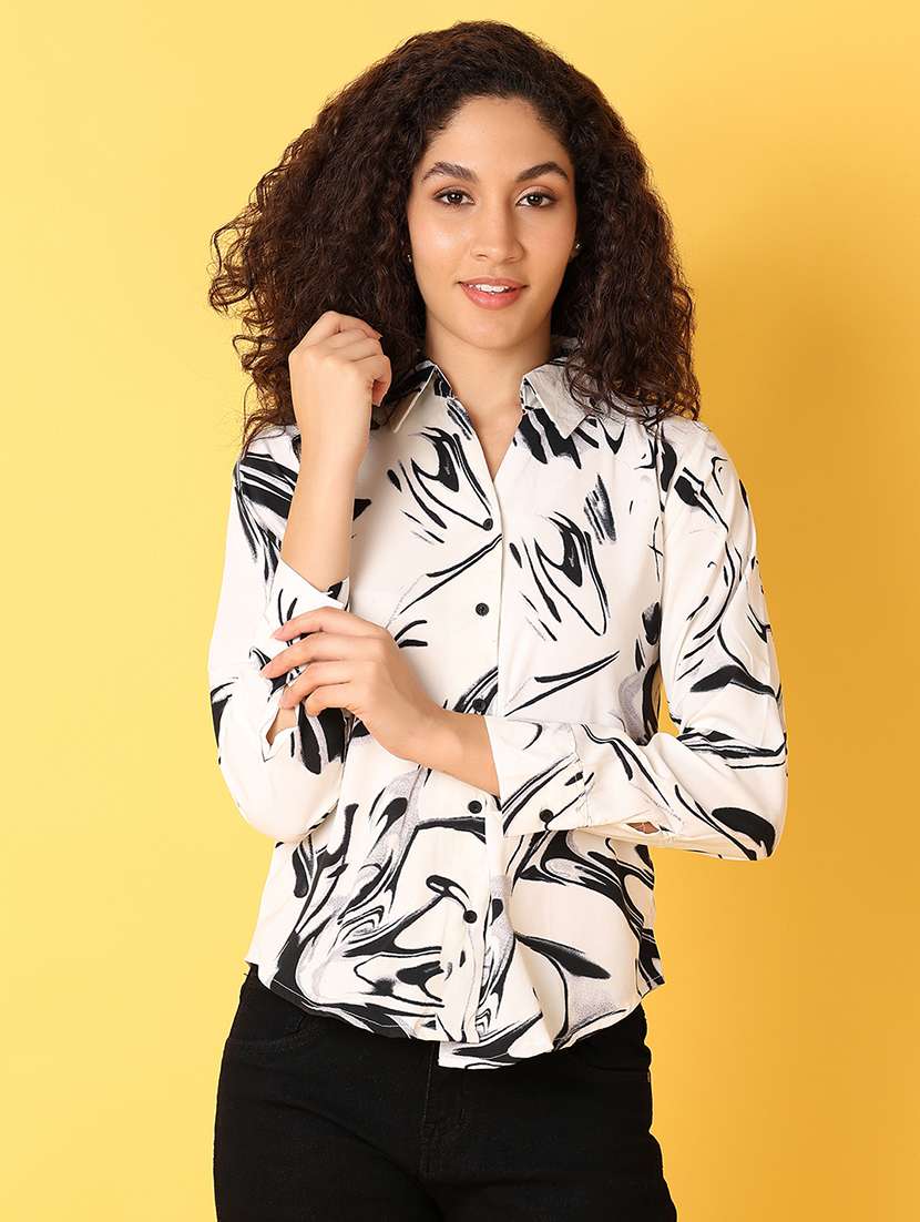 women printed long sleeves collared shirt