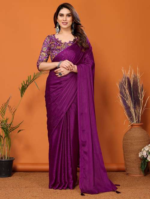 women striped saree with blouse - 21368602 - Standard Image - 0