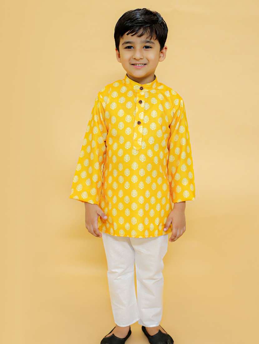 boys mandarin neck printed kurta pyjama set