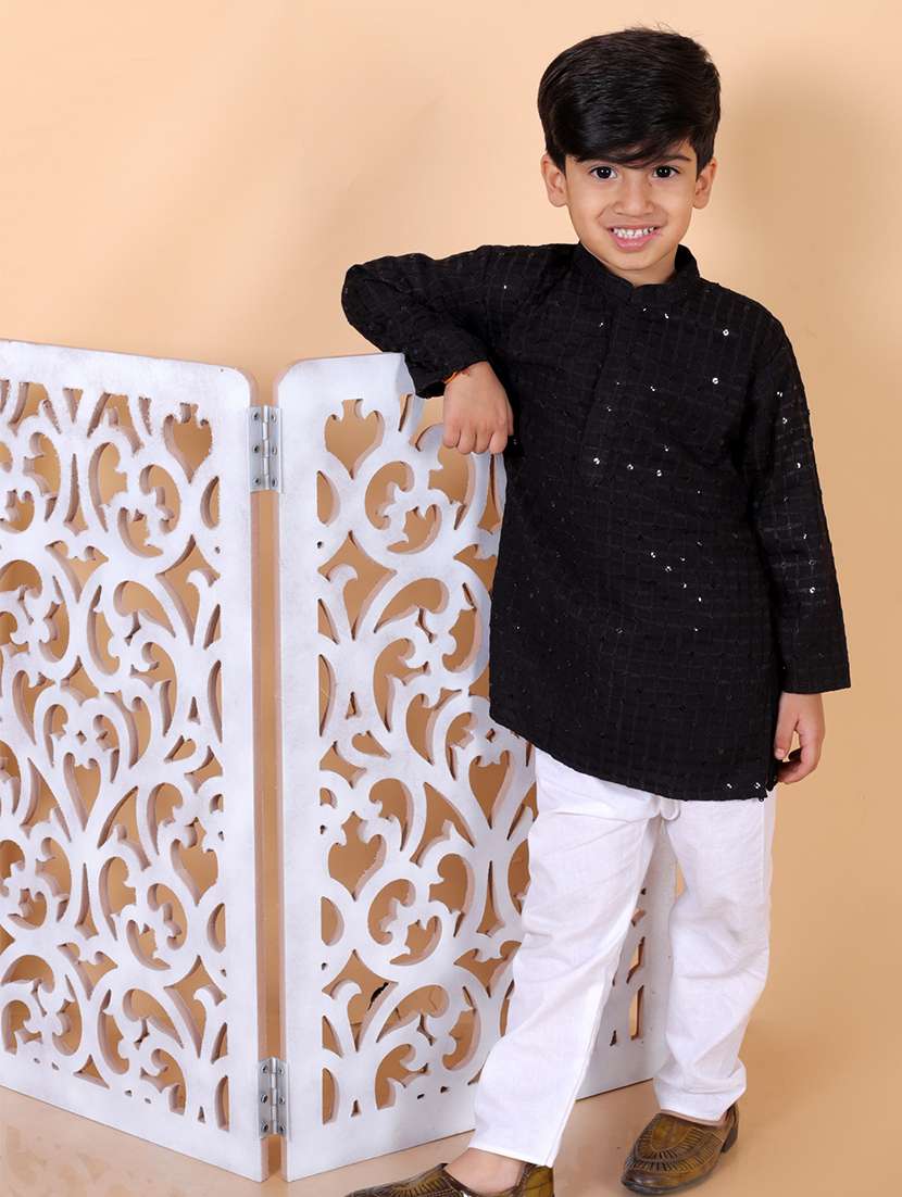 boys embroidered kurta pajama set