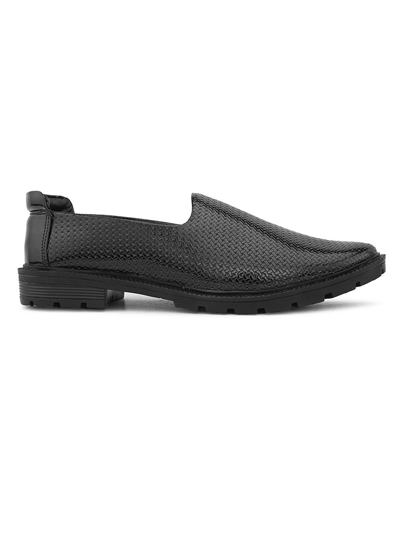 men black slip on shoes - 21370033 - Standard Image - 2
