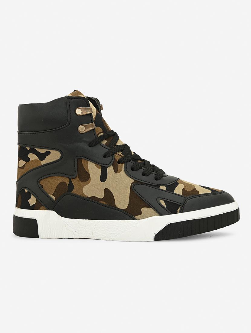 men camouflaged high ankle sneakers - 21370038 - Standard Image - 2