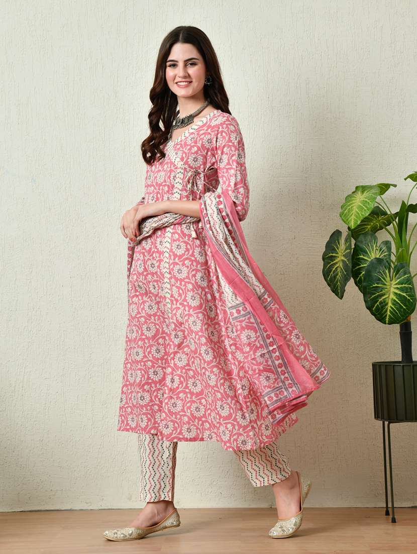 women three quarter sleeve suit set - 21371740 - Standard Image - 2