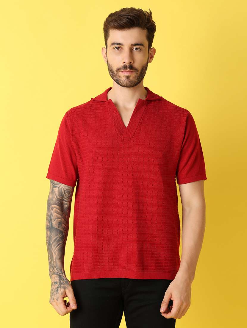 men red regular fit solid polo t-shirt