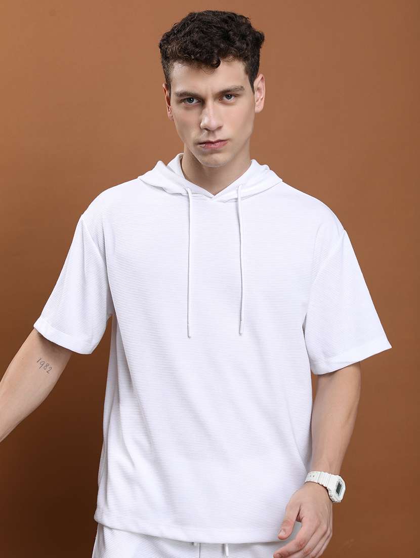 men solid hood neck oversized t-shirt