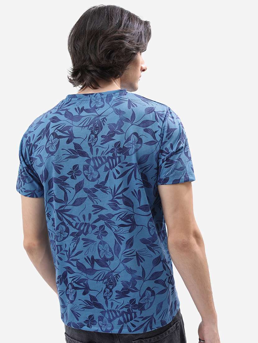 men round neck short sleeves t-shirt - 21375199 -  Standard Image - 2