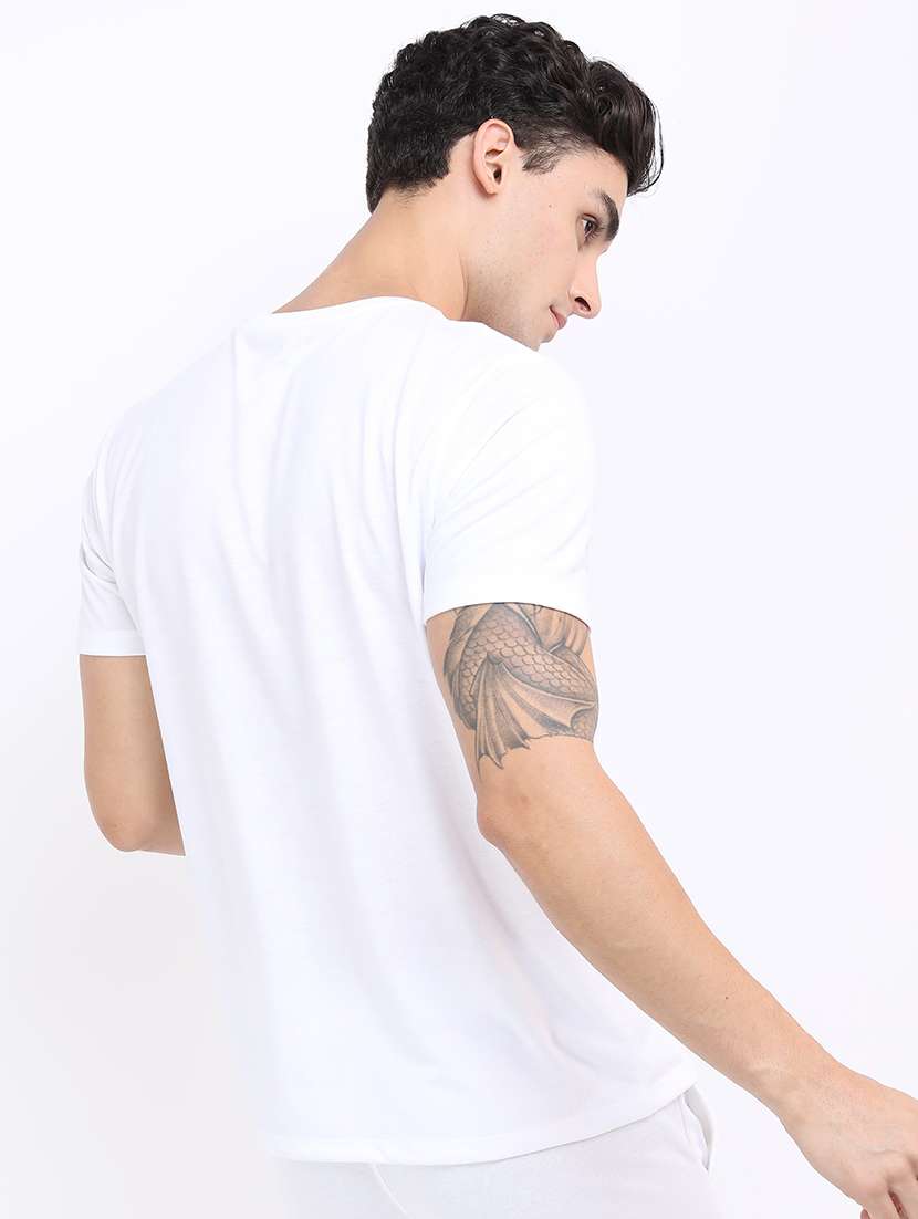 men short sleeve chest print t-shirt - 21375352 -  Standard Image - 2