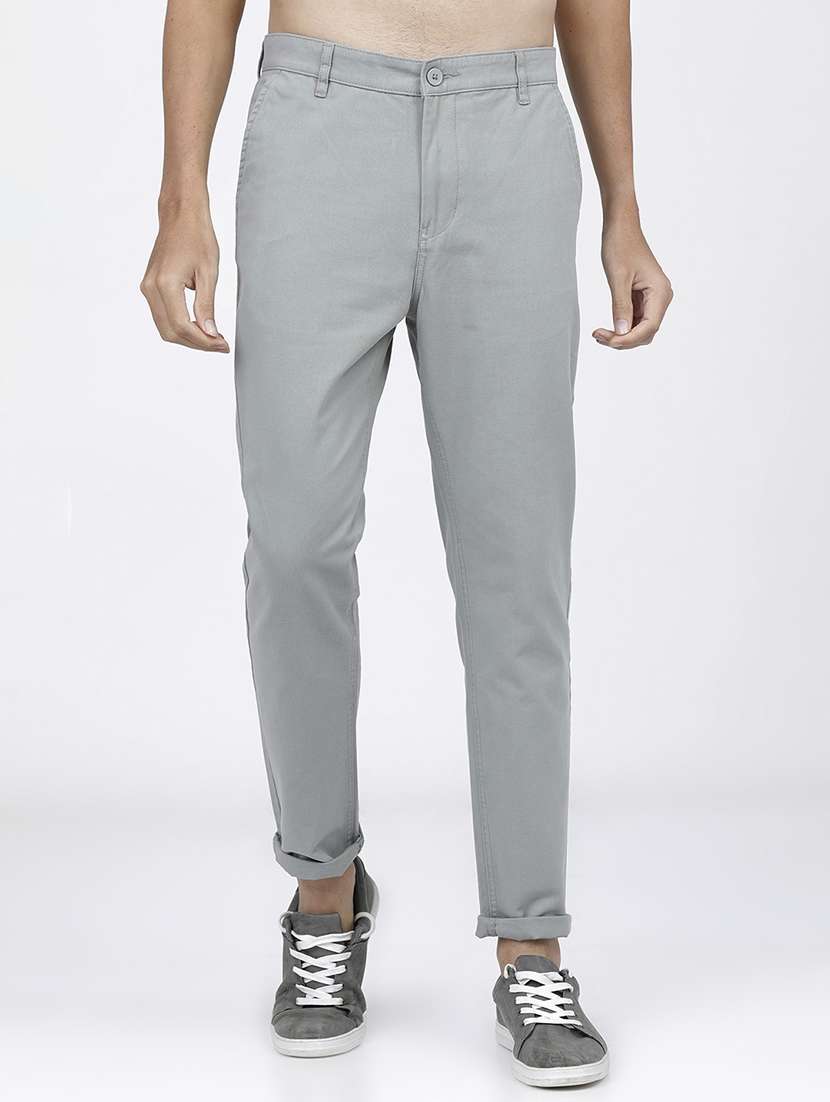 men mid rise solid chinos
