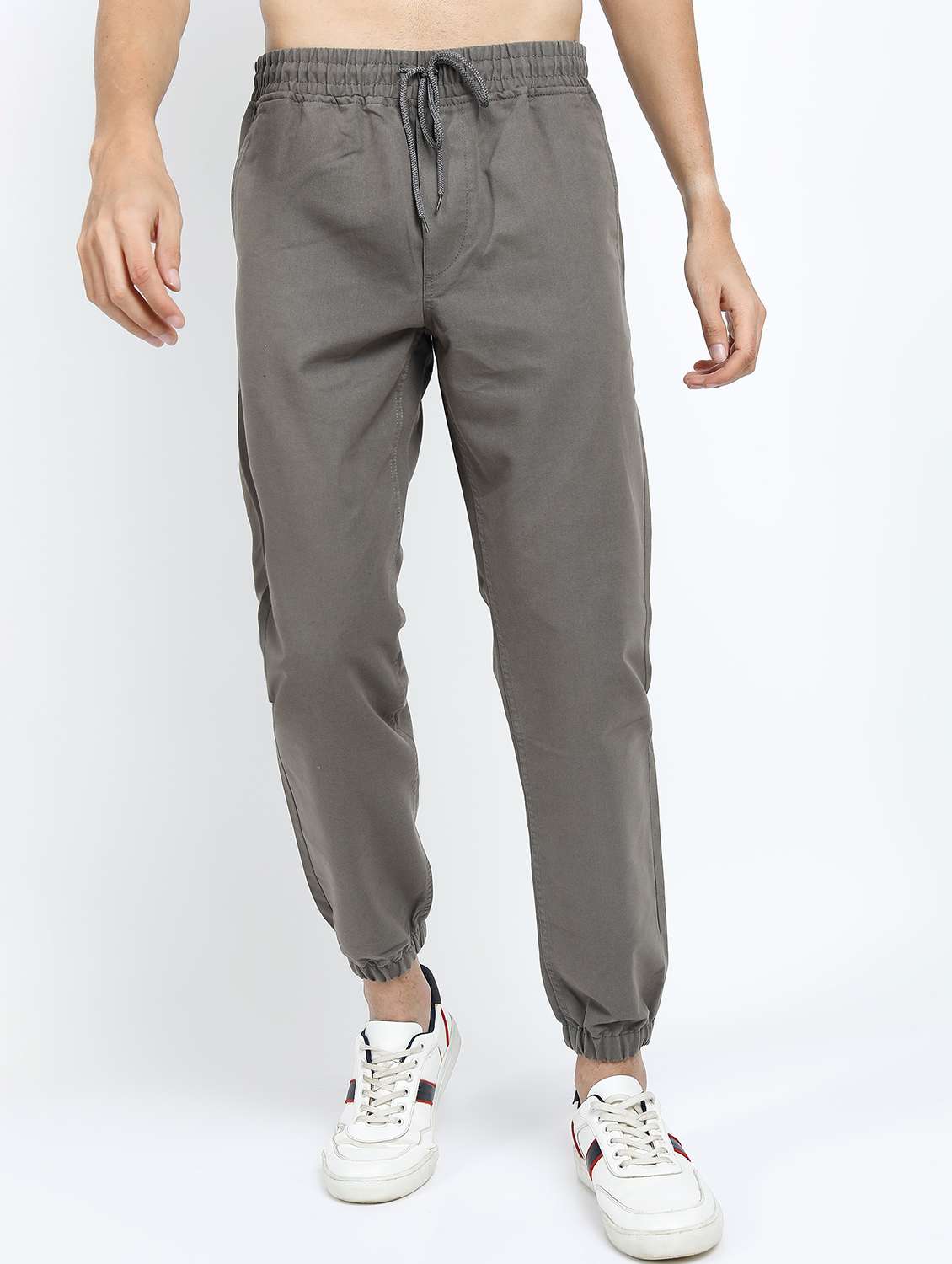 men mid rise solid joggers