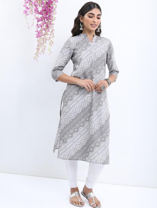 women three quarter sleeve straight kurta - 21376107 -  Standard Image - 0