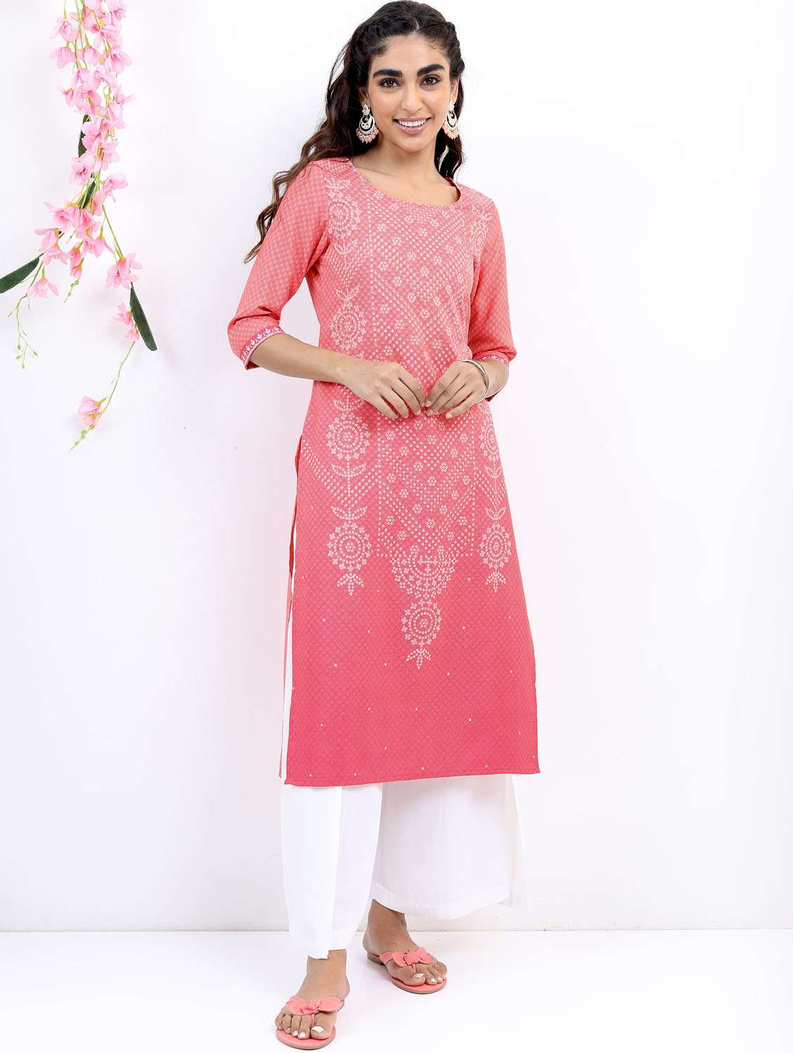 women three quarter sleeve straight kurta