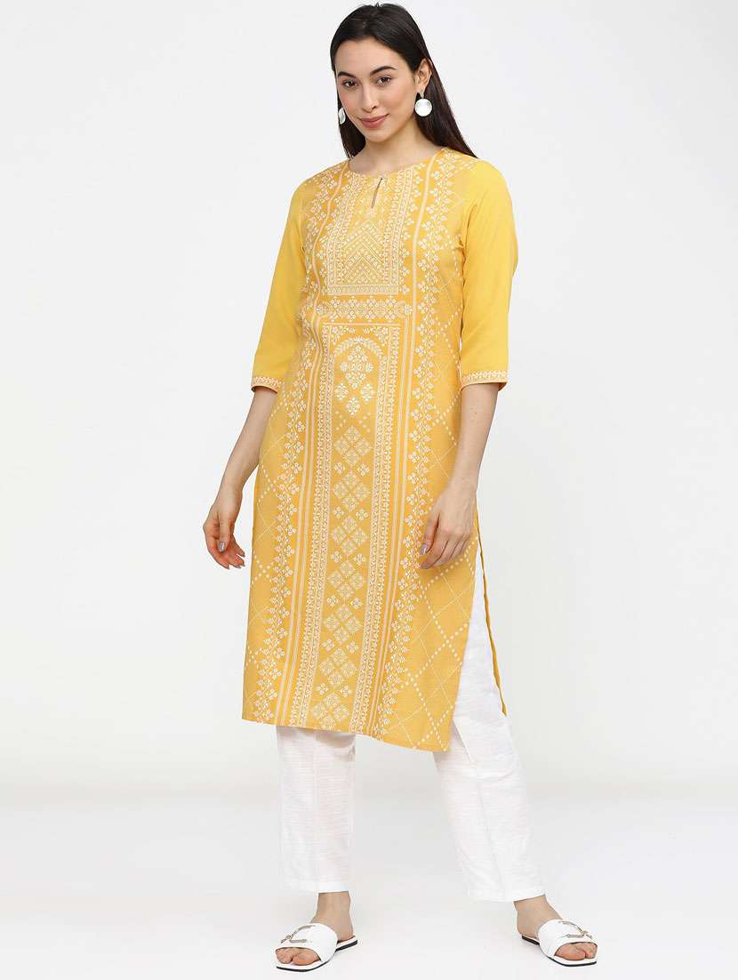 women three quarter sleeve straight kurta