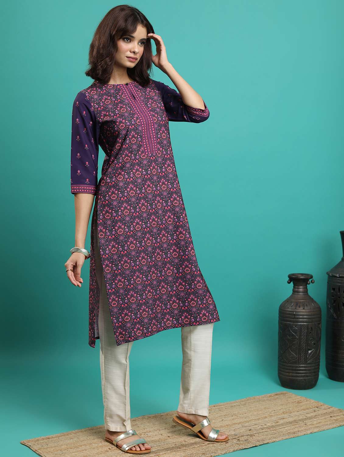 women three quarter sleeve straight kurta - 21376181 -  Standard Image - 2