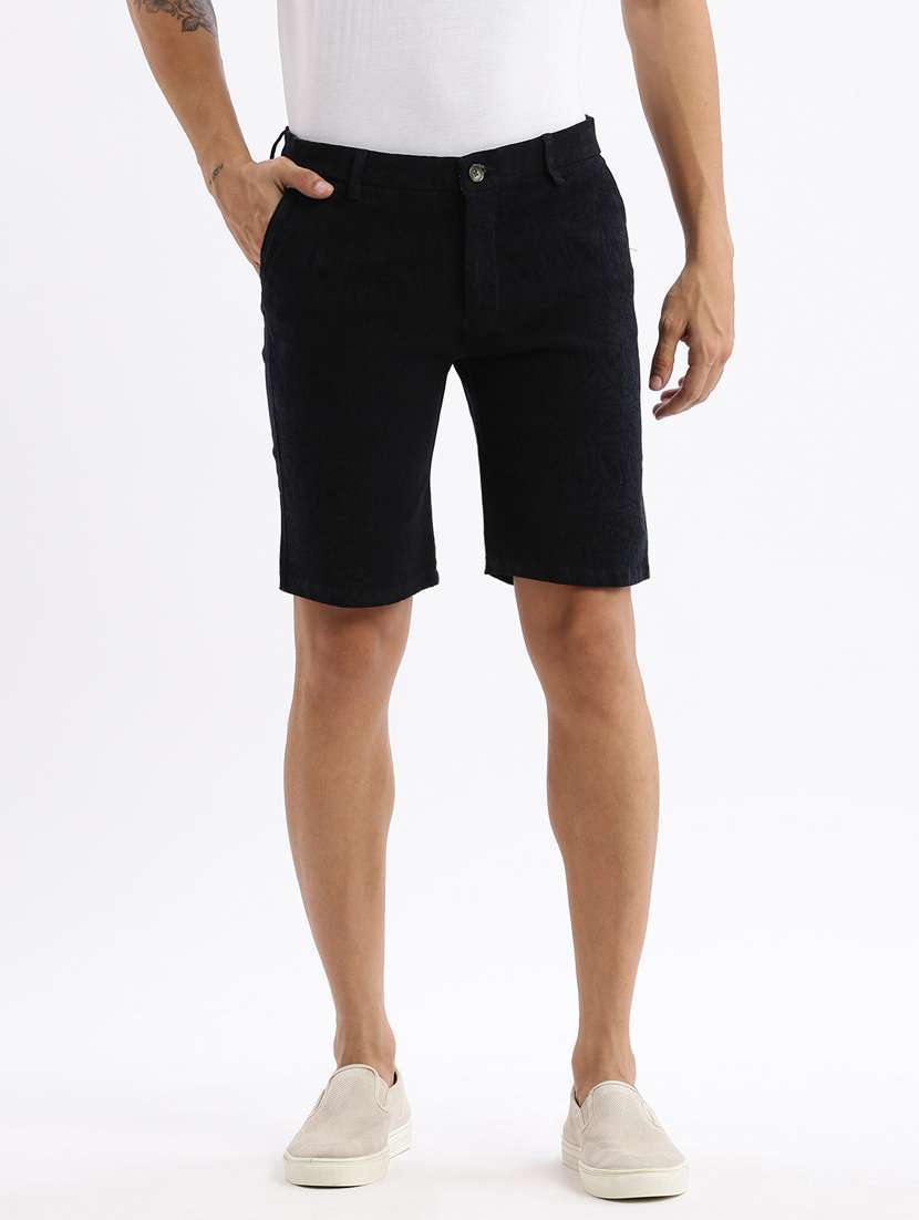 men mid rise solid bermuda shorts