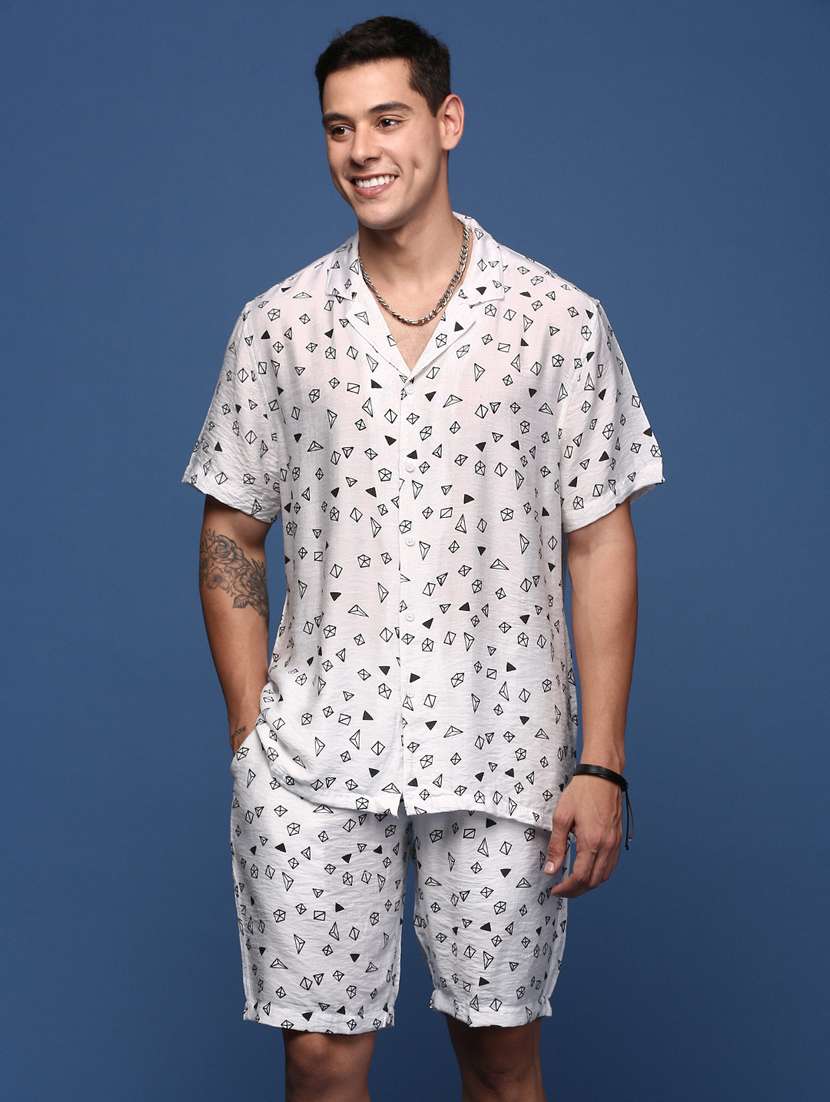 men printed shirt & shorts co-ord set