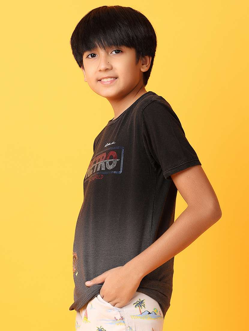 boys round neck short sleeves t-shirts - 21378332 -  Standard Image - 2