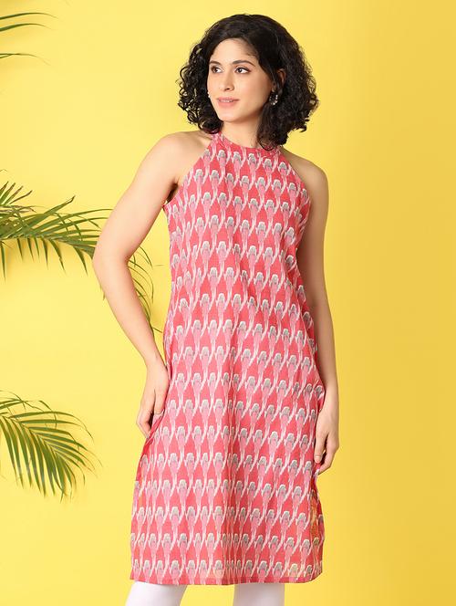 women red sleeveless straight kurta - 21378360 - Standard Image - 0