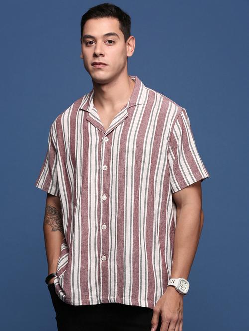 men short sleeved striped casual shirt - 21378732 - Standard Image - 0