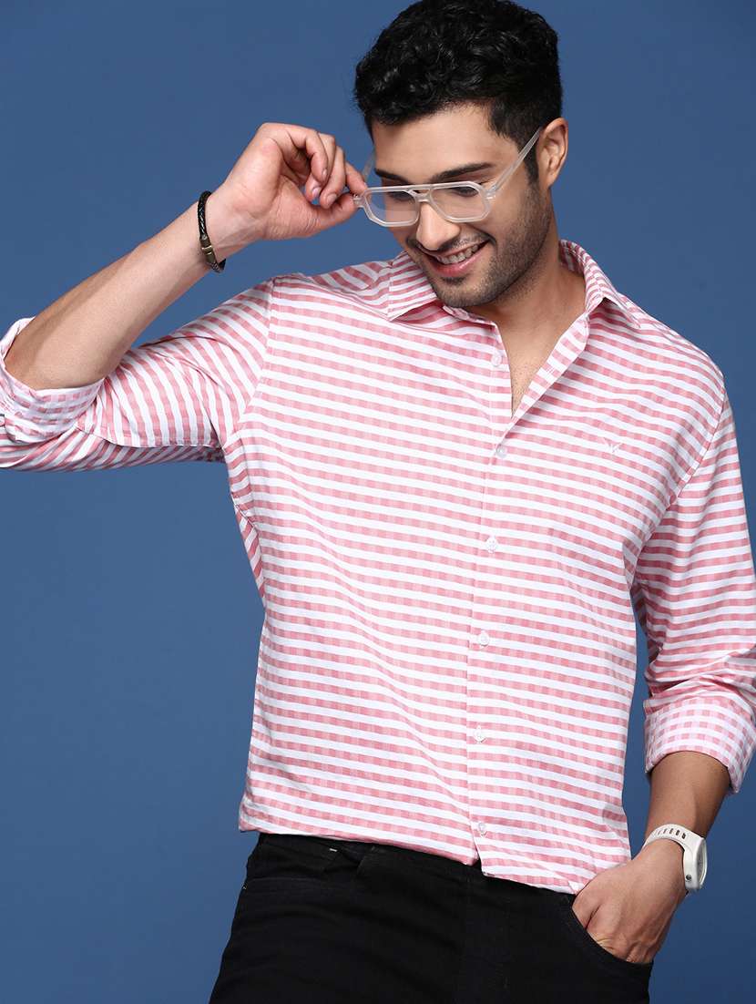 men long sleeved checkered casual shirt - 21378827 -  Standard Image - 2
