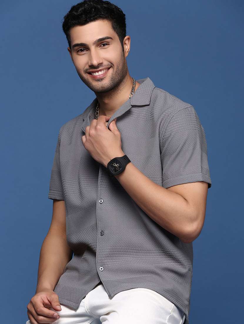 men short sleeved solid casual shirt - 21378832 - Standard Image - 2