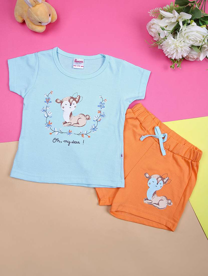 girls printed round neck top & shorts set