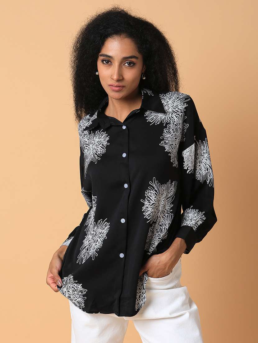 women froral long sleeve shirt