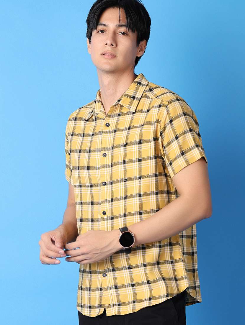 men checks short sleeves casual shirt - 21388072 -  Standard Image - 2