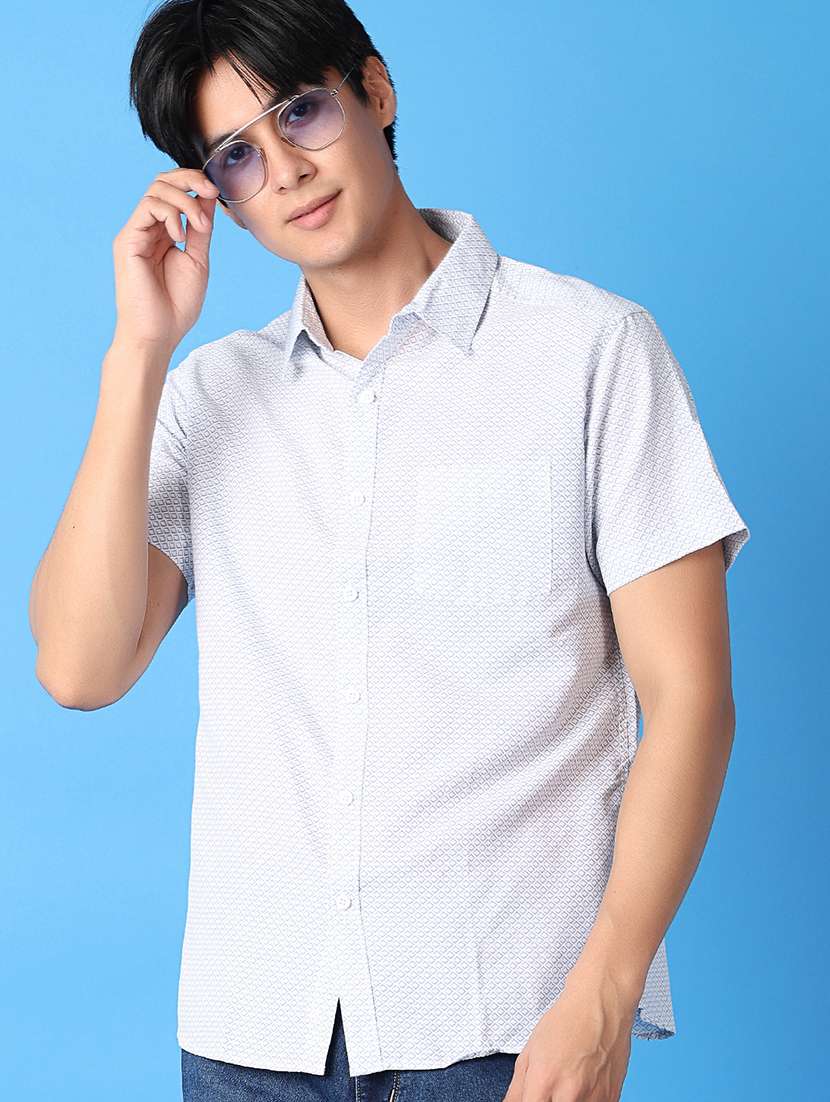 men printed short sleeves casual shirt - 21389826 -  Standard Image - 2