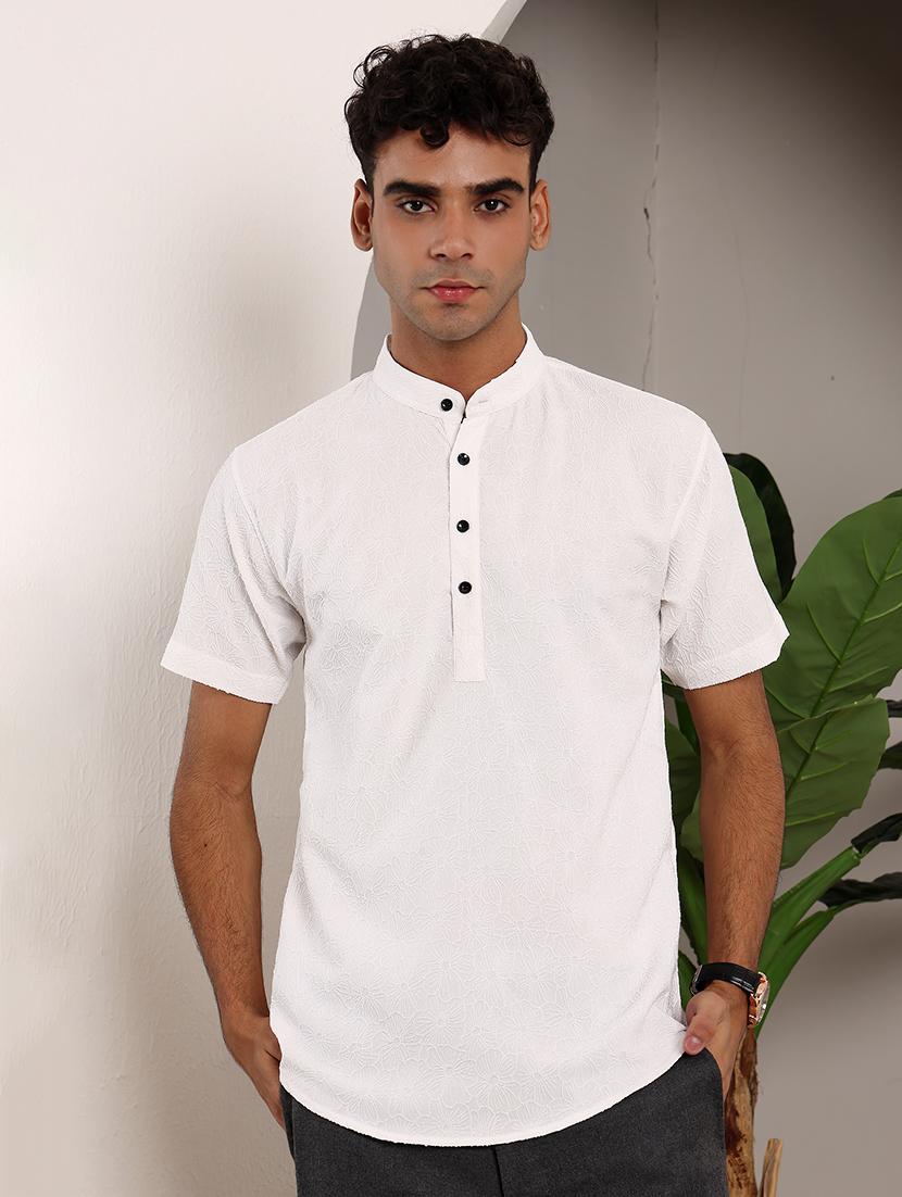 men mandarin neck solid short kurta - 21390140 -  Zoom Image - 0