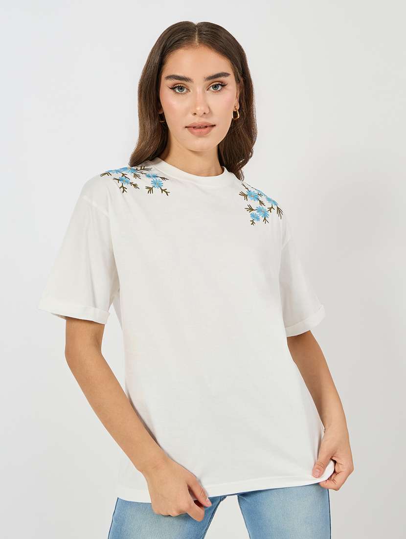 women white cotton oversized t-shirt