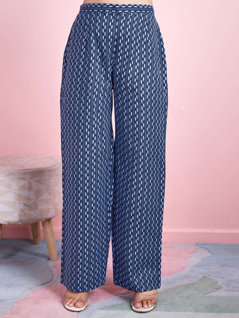 women floral kurta palazzo set with dupatta - 21391325 -  Standard Image - 2