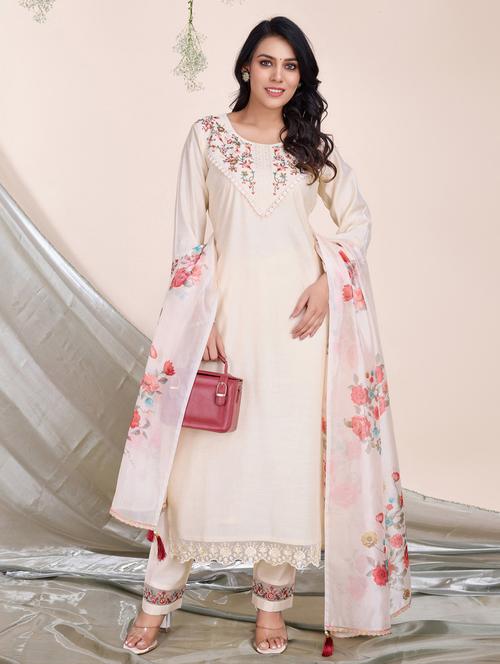 women three quarter sleeve kurta pant with dupatta set - 21391354 - Standard Image - 0