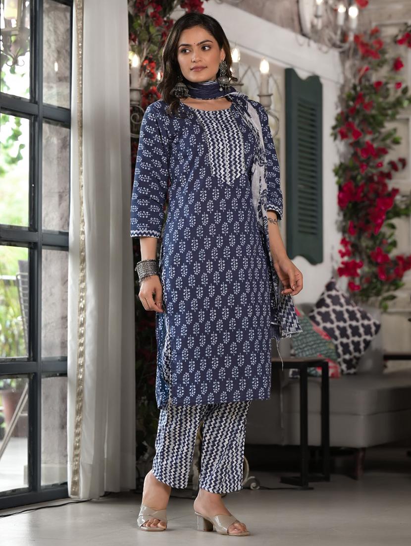 women three quarter sleeve suit set - 21391938 - Standard Image - 2