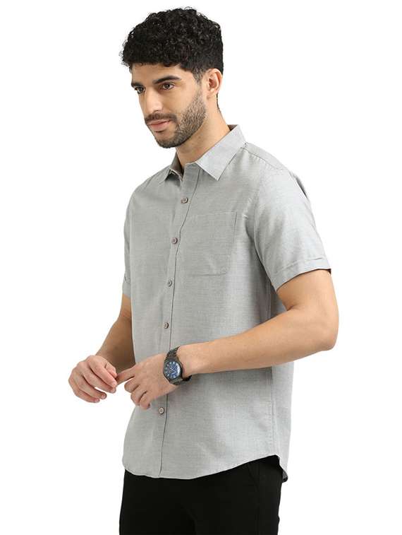 men short sleeved solid casual shirt - 21392328 - Standard Image - 2