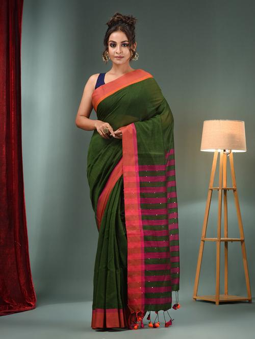 women self design handloom saree with blouse - 21392674 - Standard Image - 0