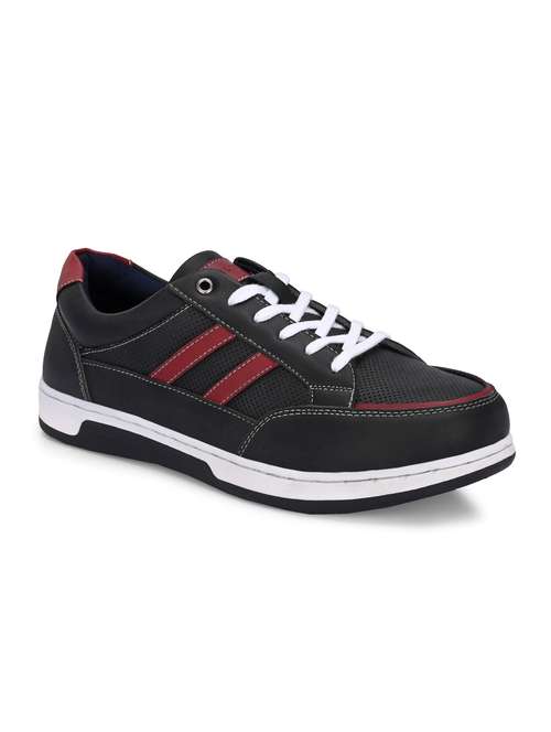 men lace up sneakers - 21393656 -  Standard Image - 0