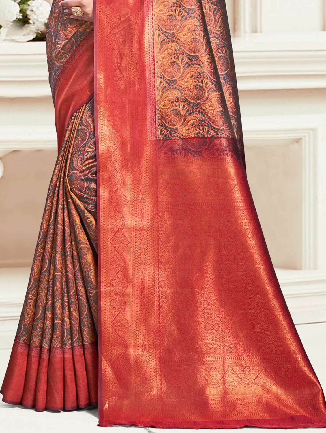 women self design banarasi saree with blouse - 21397419 -  Standard Image - 2