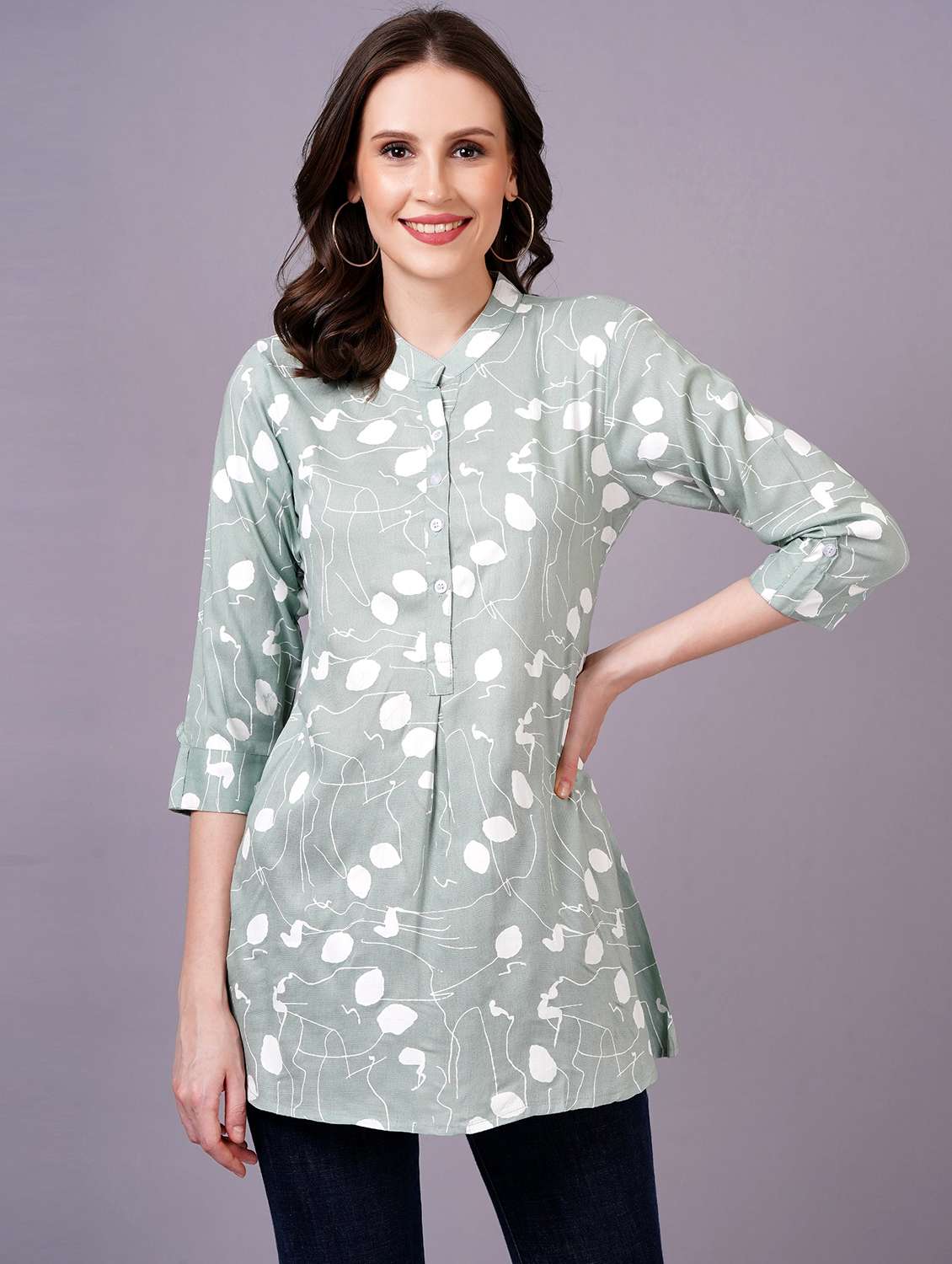 women green viscose straight kurti