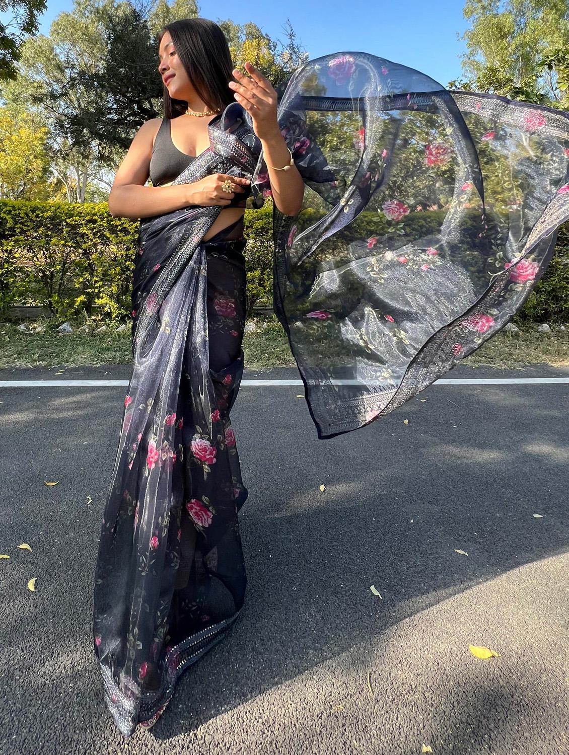 women embroidered saree - 21402057 - Standard Image - 2