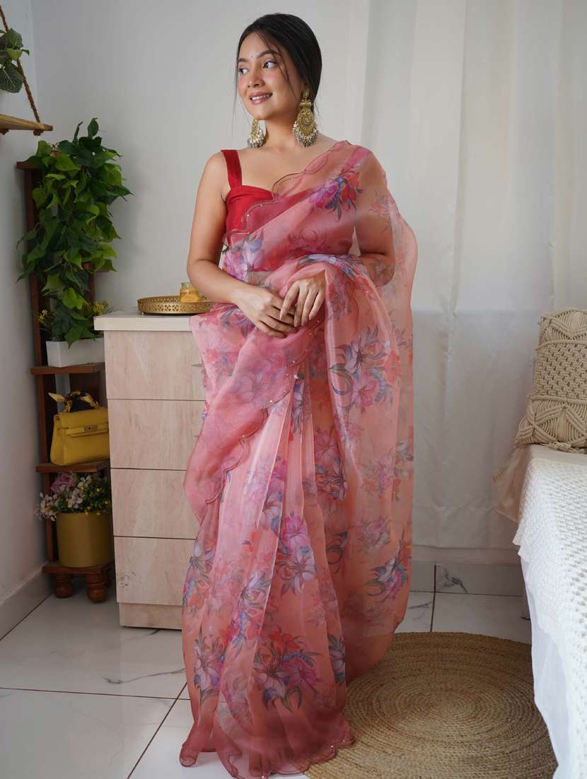 women floral printed saree