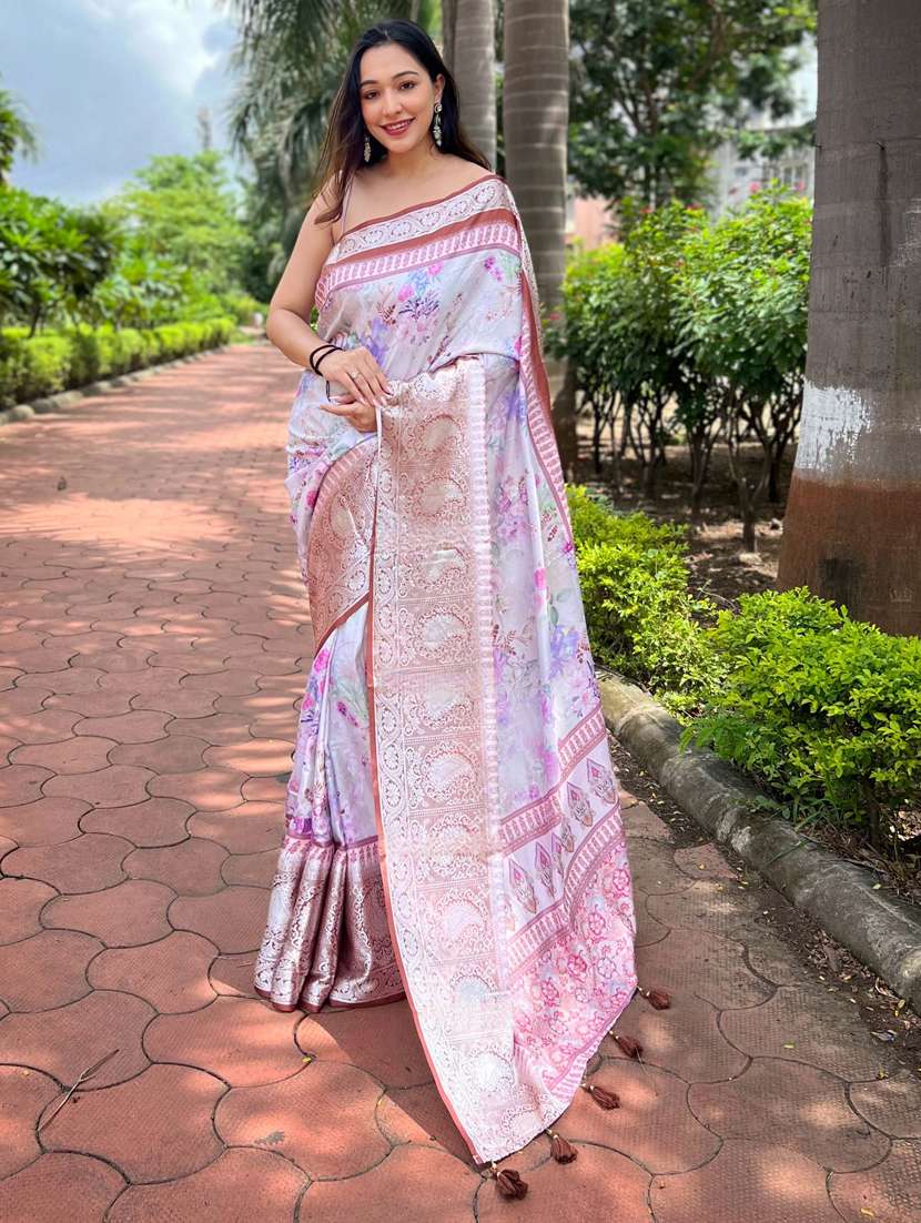  women lavender floral printed bordered saree with blouse