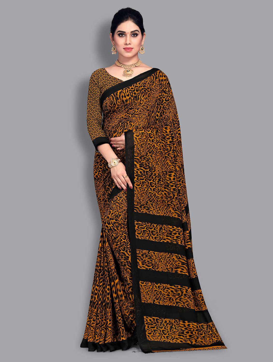 women animal printed saree with blouse