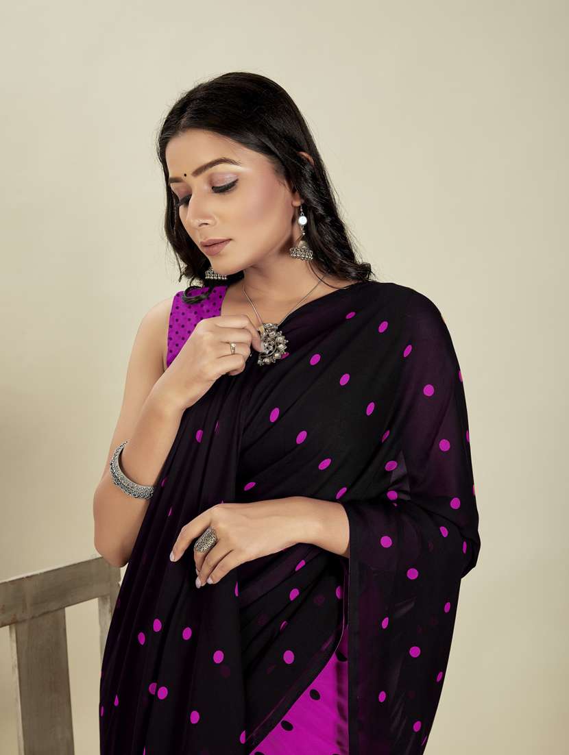 women casual wear georgette saree with blouse - 21412562 -  Standard Image - 2