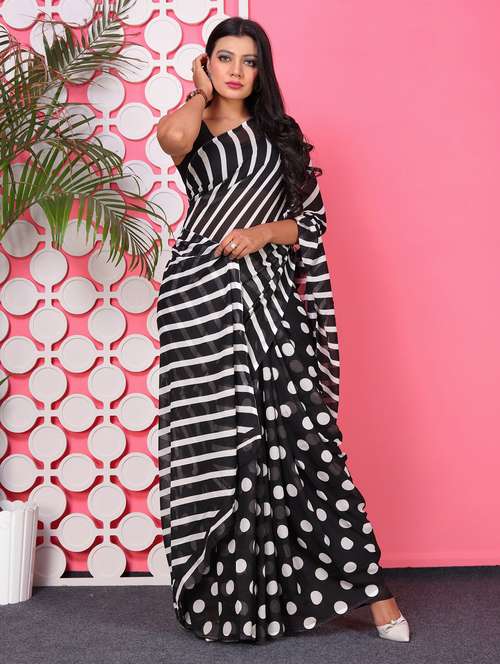 women black printed saree with blouse - 21436284 - Standard Image - 0